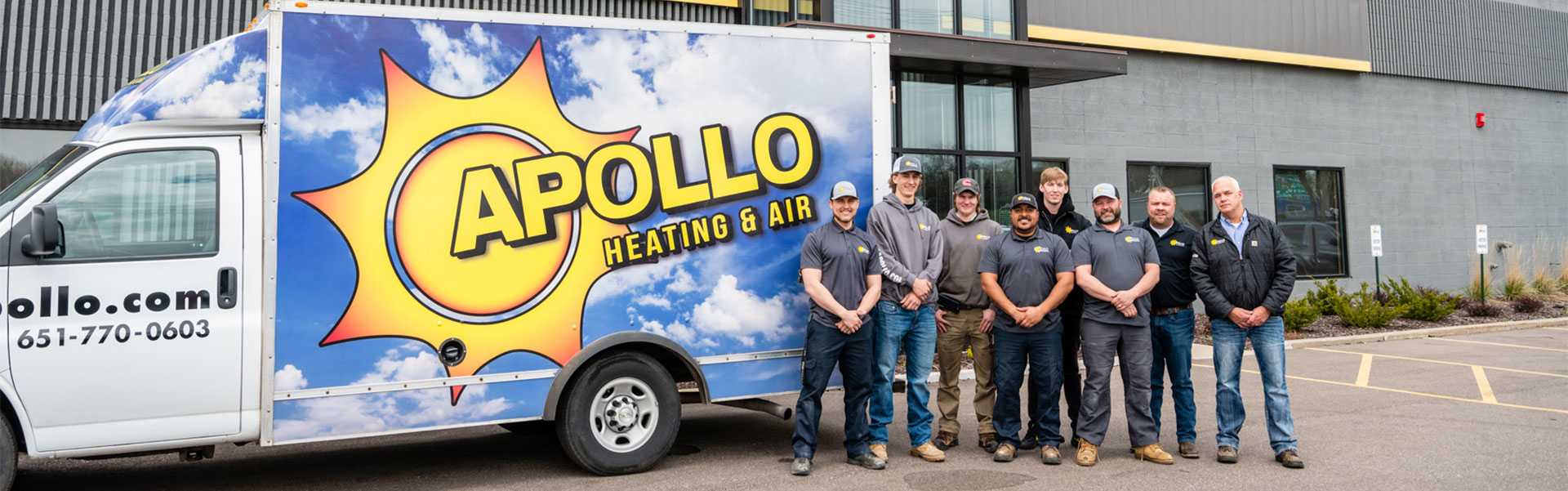 apollo-crew-with-truck